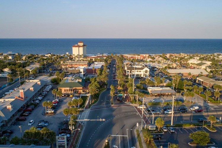 Beaches Town Center is the heart of Neptune Beach and Atlantic Beach, where Atlantic Boulevard meets the ocean- and only minutes from Banyan Bay!