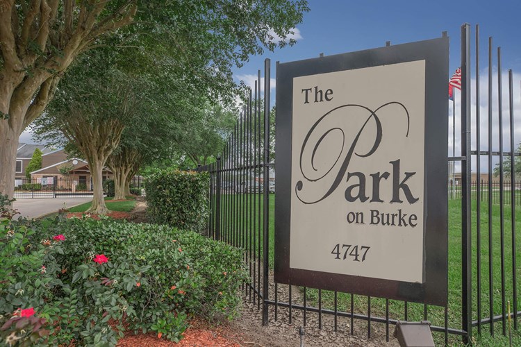 Park on Burke Image 4