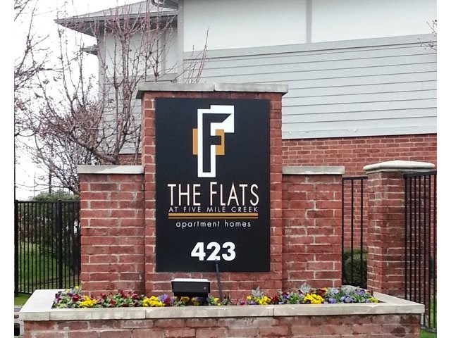 Flats at Five Mile Creek Apartments Image 2