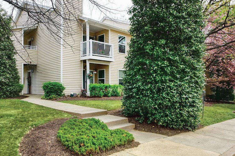 Our community offers 1-, 2-, and 3-bedroom apartment homes