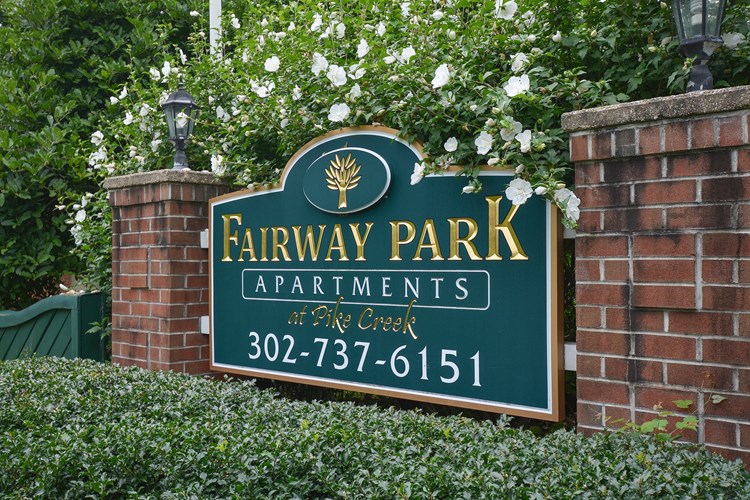 Fairway Park Apartments and Townhomes Image 1