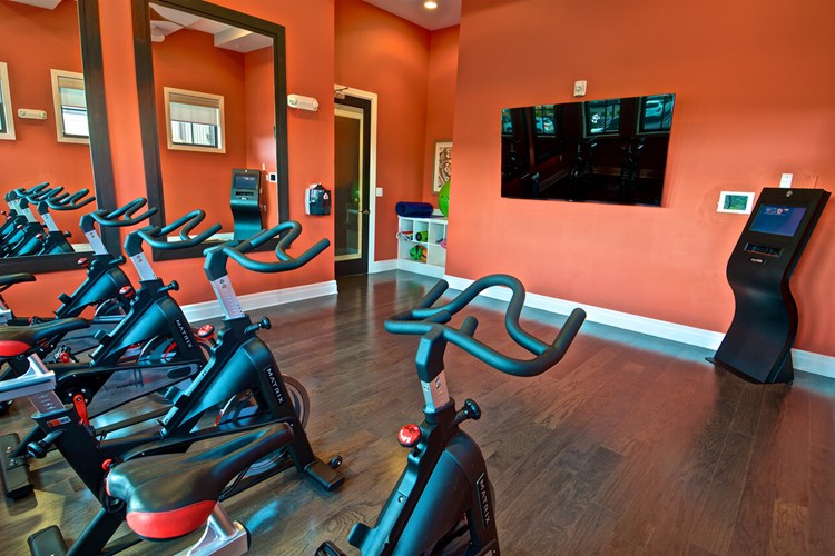 Spinning Room with Virtual Fitness