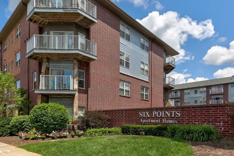 Six Points Apartments Image 3