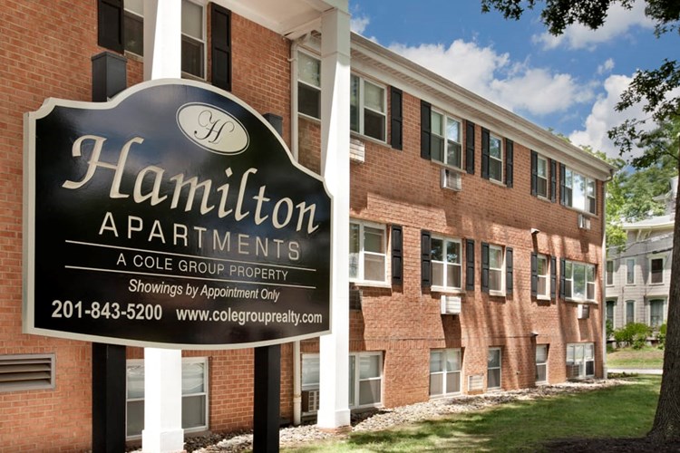 Hamilton Apartments Image 1