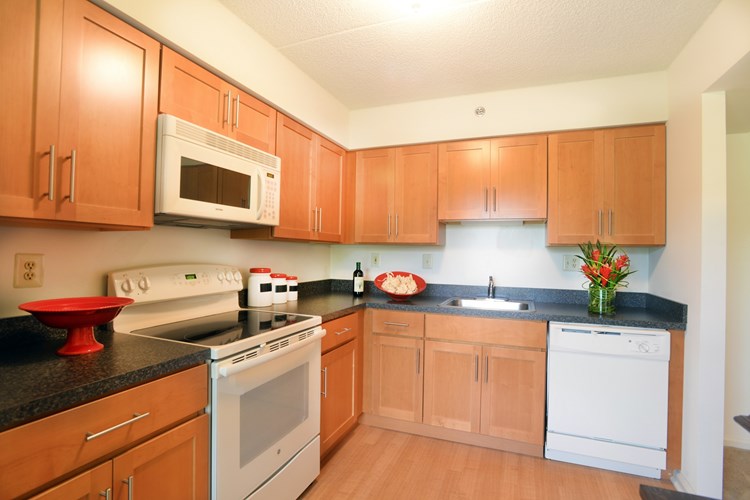 Upgraded Kitchen at Chaddwell Apartments