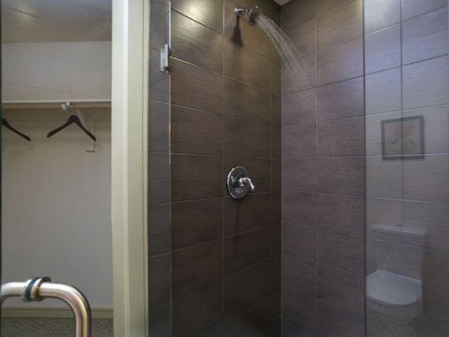 Solera Bathroom