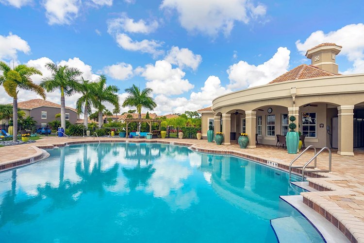 Cool off from the Florida sun in our beautiful sparkling pool. Enjoy free Wi-Fi by the pool as well!