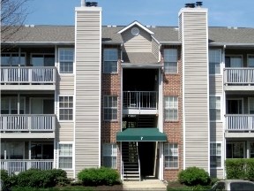 Lincoln Woods Apartments Image 1