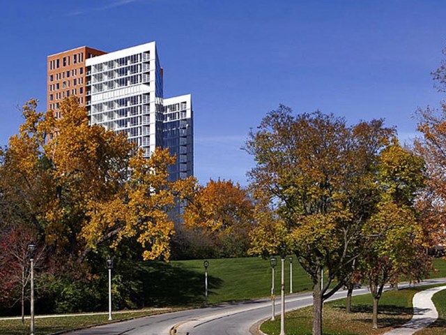 Park Lafayette Towers Image 1