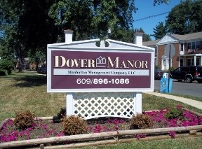 Dover Manor Image 2