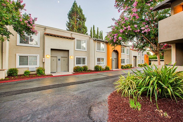 Find your new home at Pleasanton Place Apartment Homes