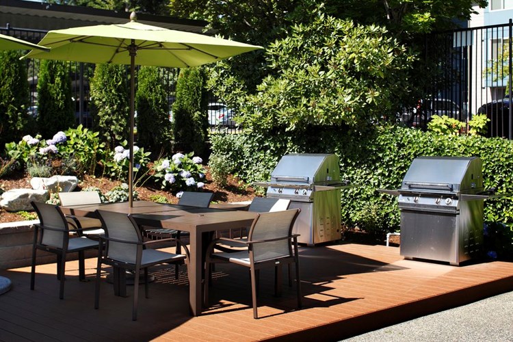 Outdoor Seating Area with Grills