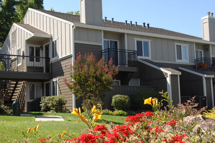 Fair Oaks, CA Hazel Ranch Apartments exterior 