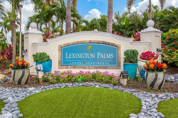 Welcome home to Lexington Palms at the Forum!