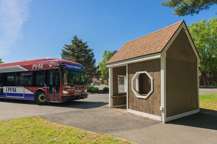 Sugarloaf Estates is conveniently located on the PVTA Bus Line and has a bus stop on site! Take advantage of our 10 minute commute to UMASS. 