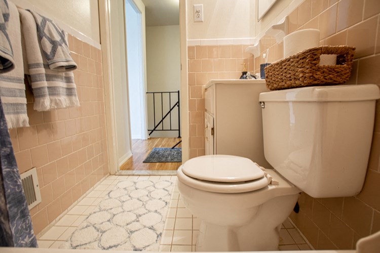 Somerset Woods Townhomes Image 12