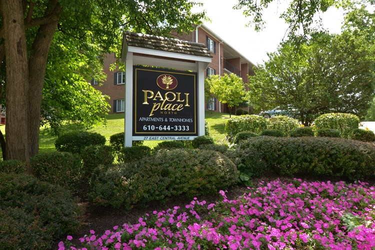 Paoli Place Apartments and Townhomes Image 1