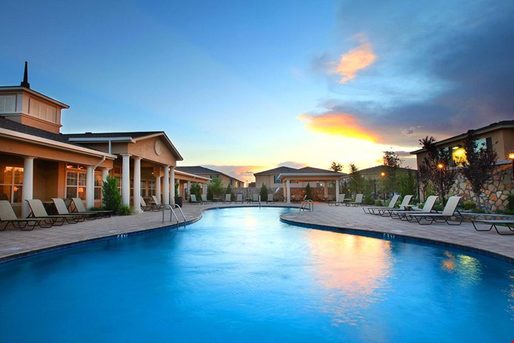 Apartments at The Cottages at Edgemere - El Paso