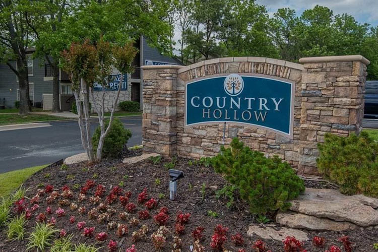 Country Hollow Image 3