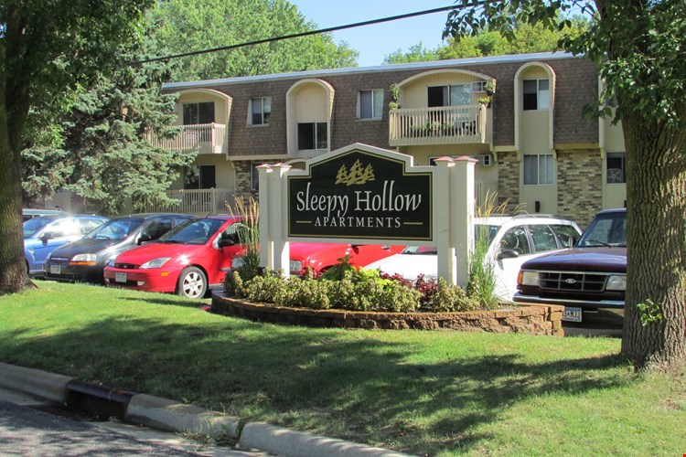 Apartments at Sleepy Hollow - Little Canada