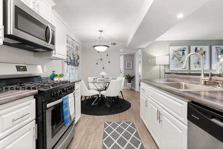 This open concept, chef-style kitchen is designed not only for style, but also for functionality and convenience! 
