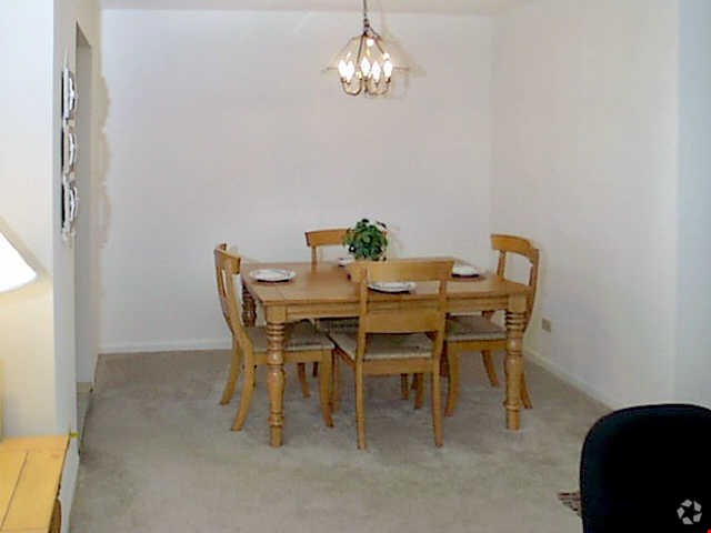 Apartments at Mallard Ridge - Lindenhurst