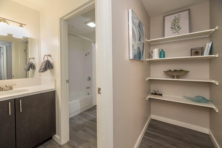 Parkside Apartments bathroom and shelves