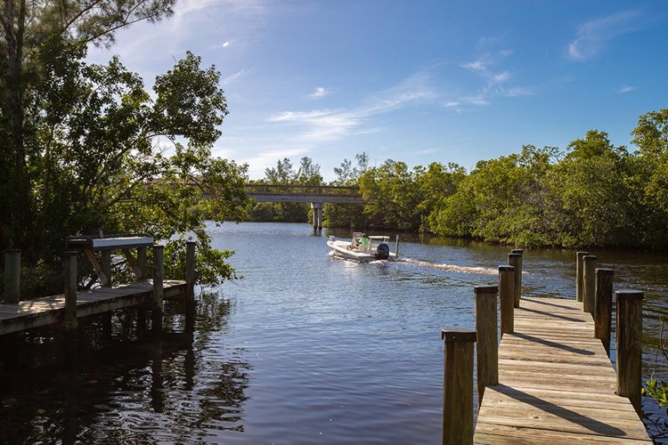Catch some fish on our fishing pier on the Gordon River in Napels, FL.