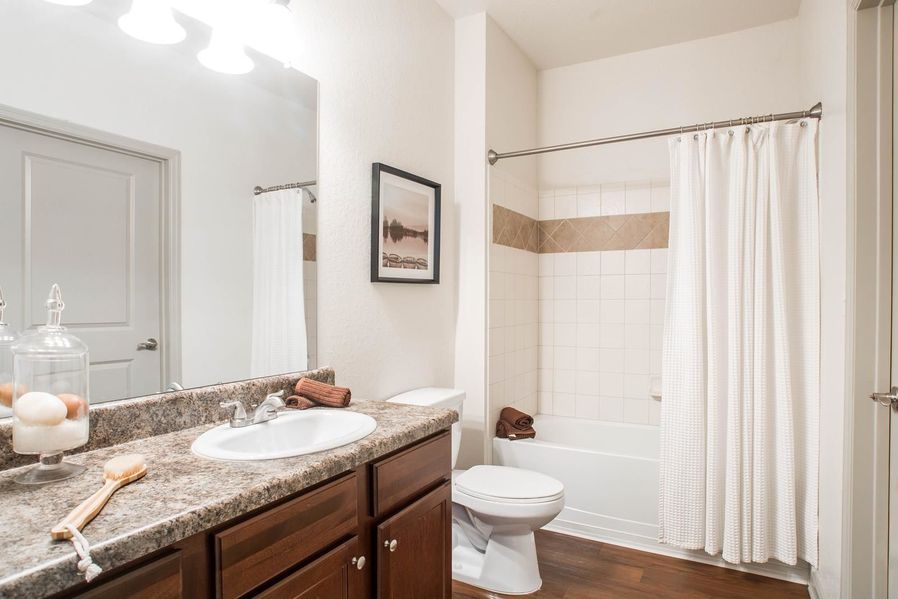 Arelia James Island Image 6