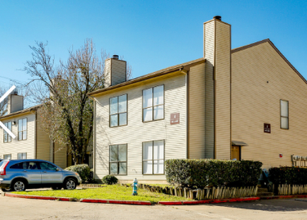 Wilcrest Arbor Image 1