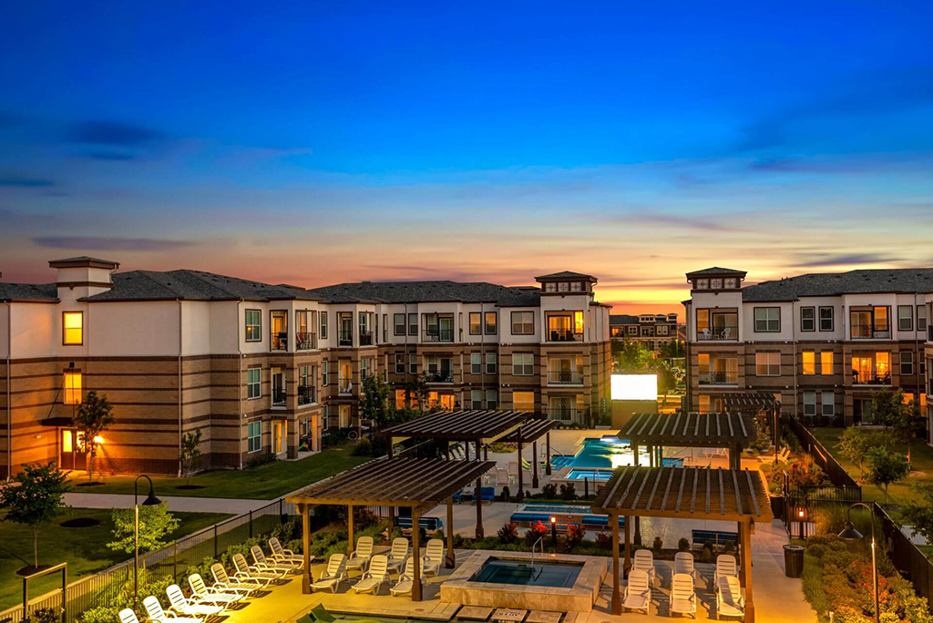 McKinney Square Apartments Image 2