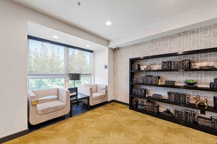 IMT Gallery 421 Image 33