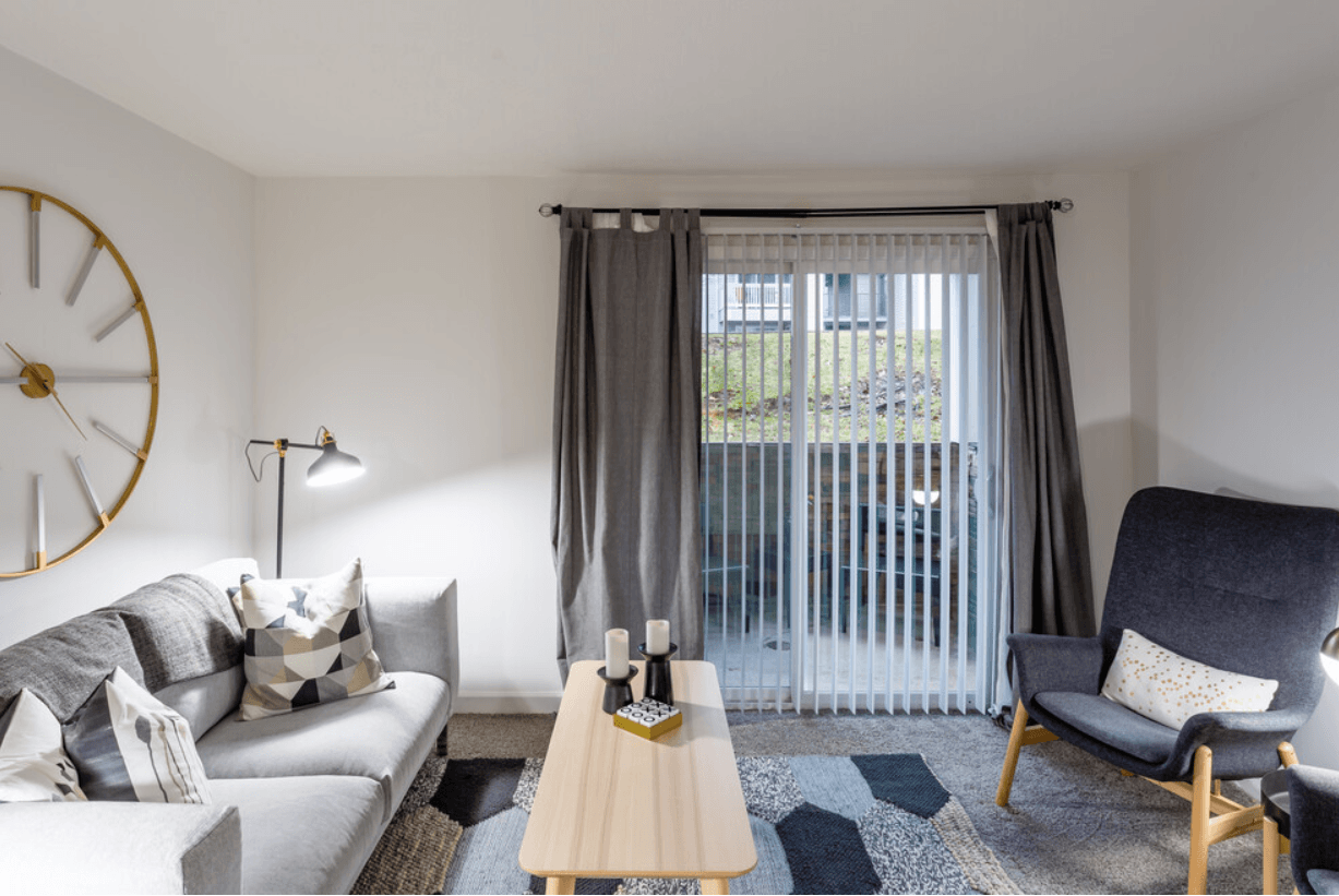 Hilltop Apartments Image 32