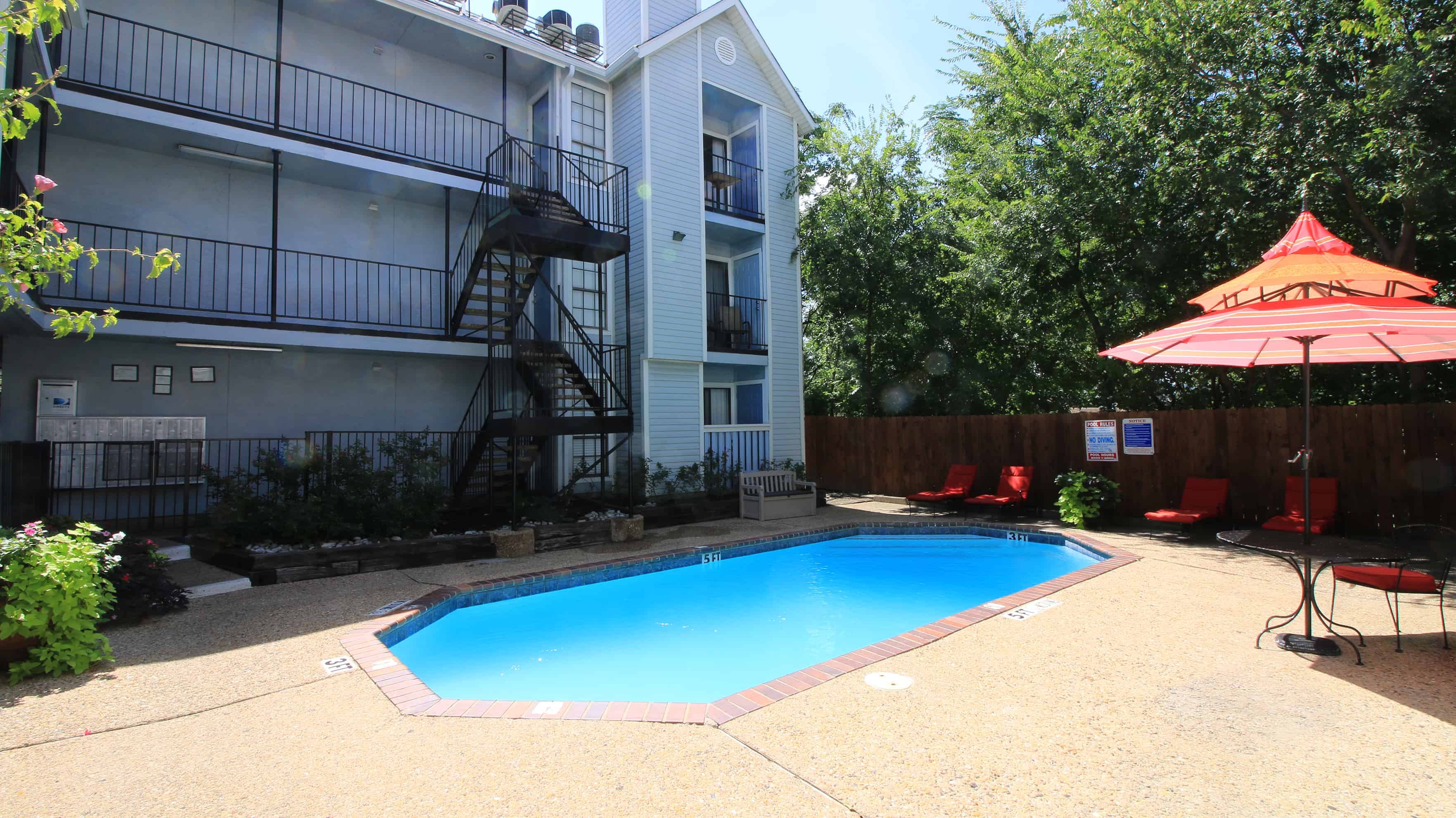 Belmont Court Image 1