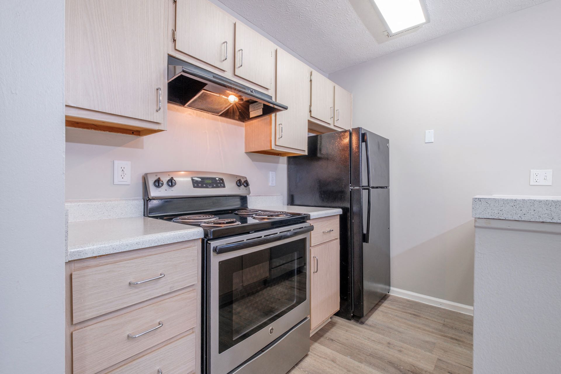 Heathermoor and Bedford Commons Apartments Image 10