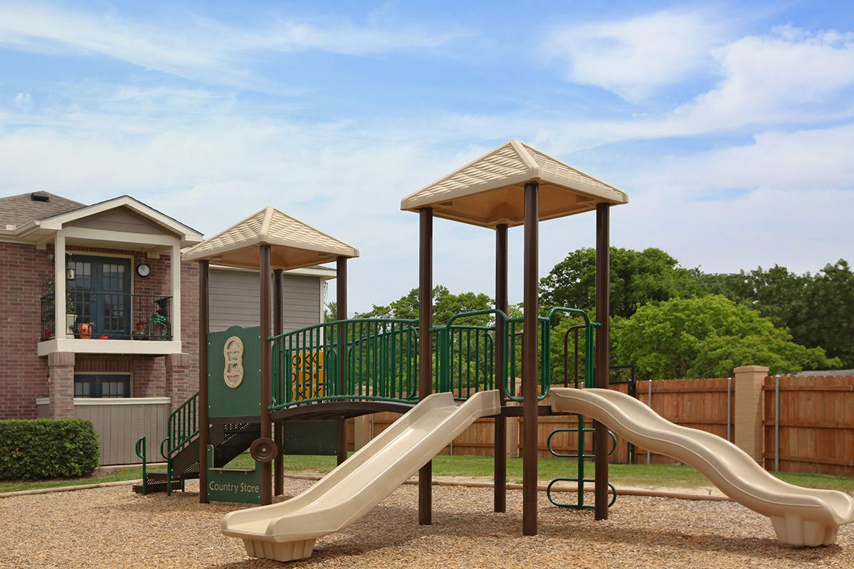 Oaks of League City Image 3