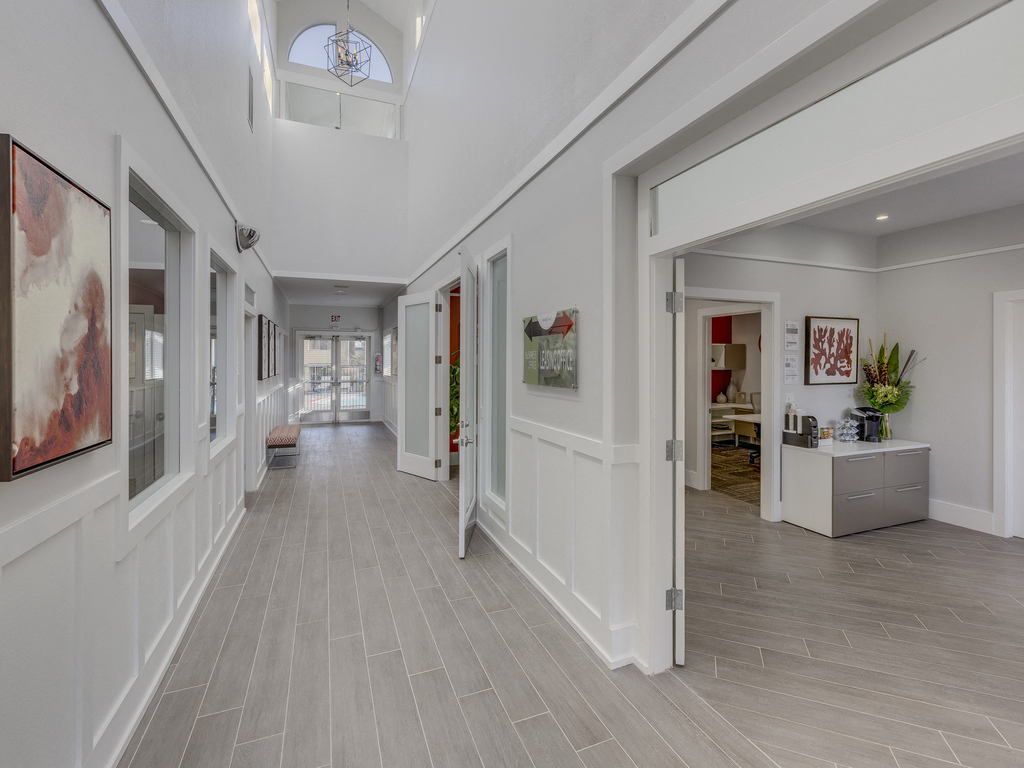 Nickel Creek Apartments Image 9