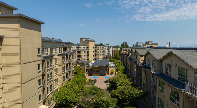Summit at Madison Park Image 3