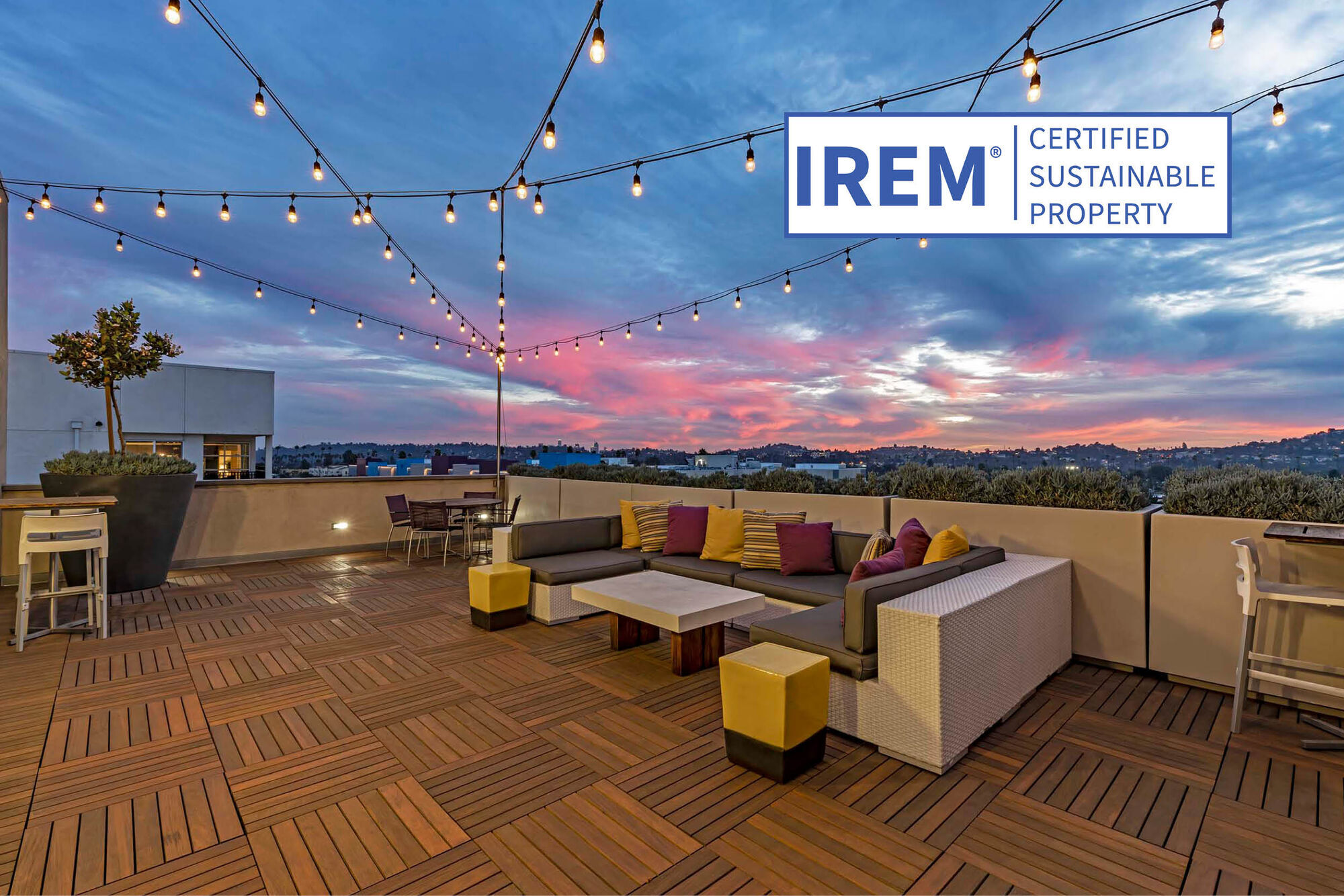 Camden Glendale Image 51