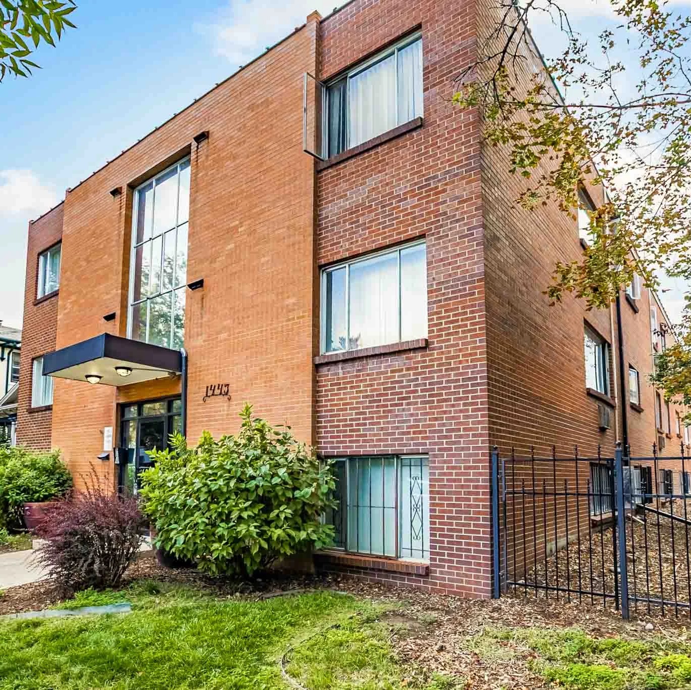 Race Street Apartments Image 1