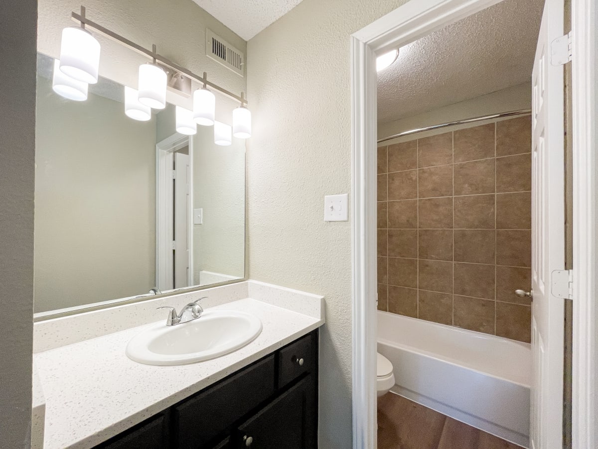 The Life at Grand Oaks Image 6