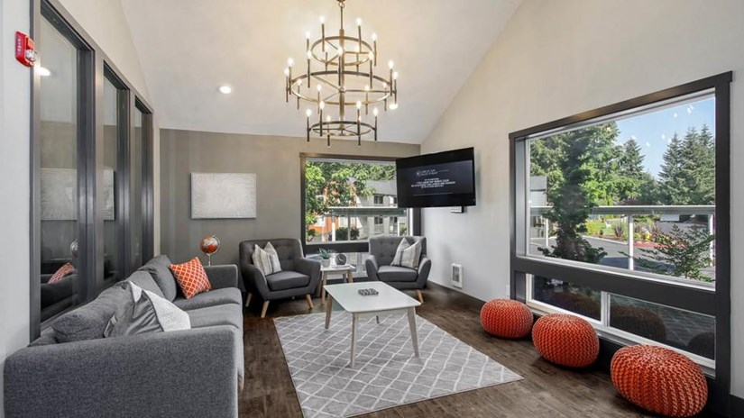 The Diplomat Image 11