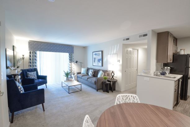 Carriage Square Image 3