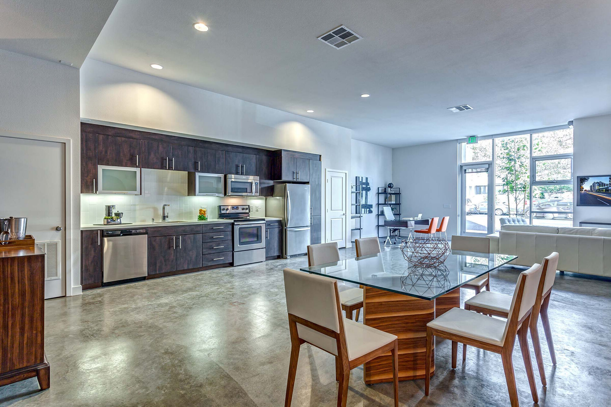 Camden Glendale Image 44