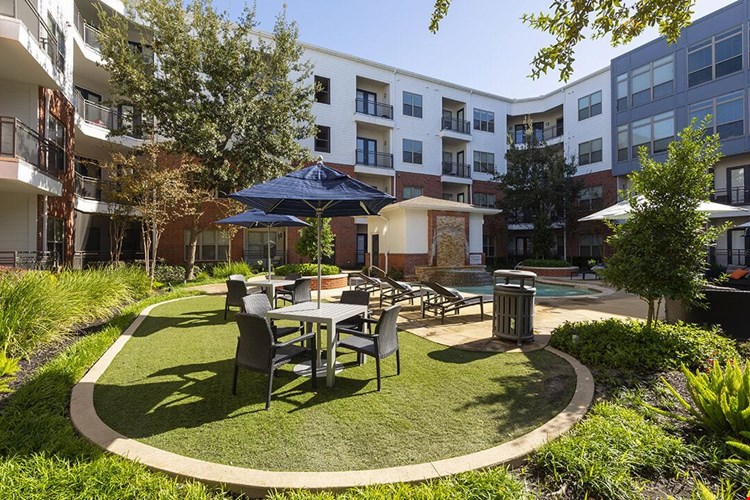 The Richmond at Uptown Image 72