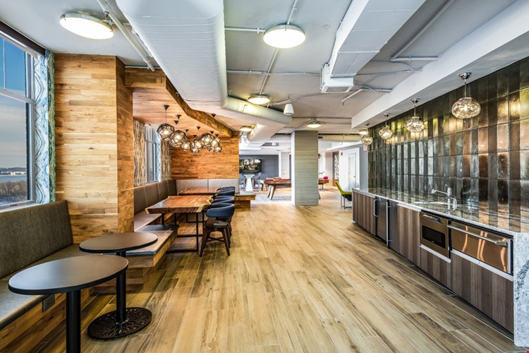 Camden Potomac Yard Image 33