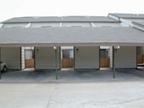 Parkwood Plaza Townhomes Image 3