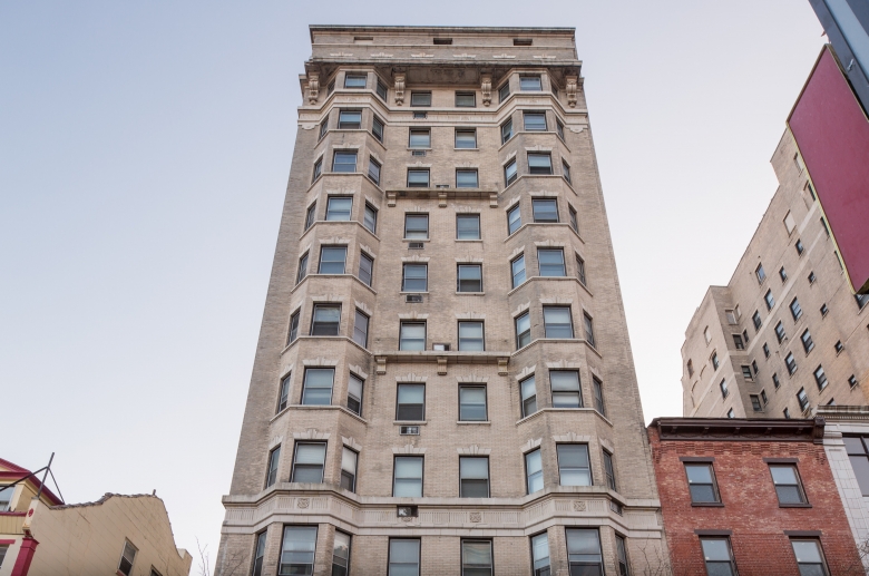 Midtown Apartments Image 2