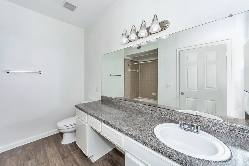 Enclave at Copperfield Image 9