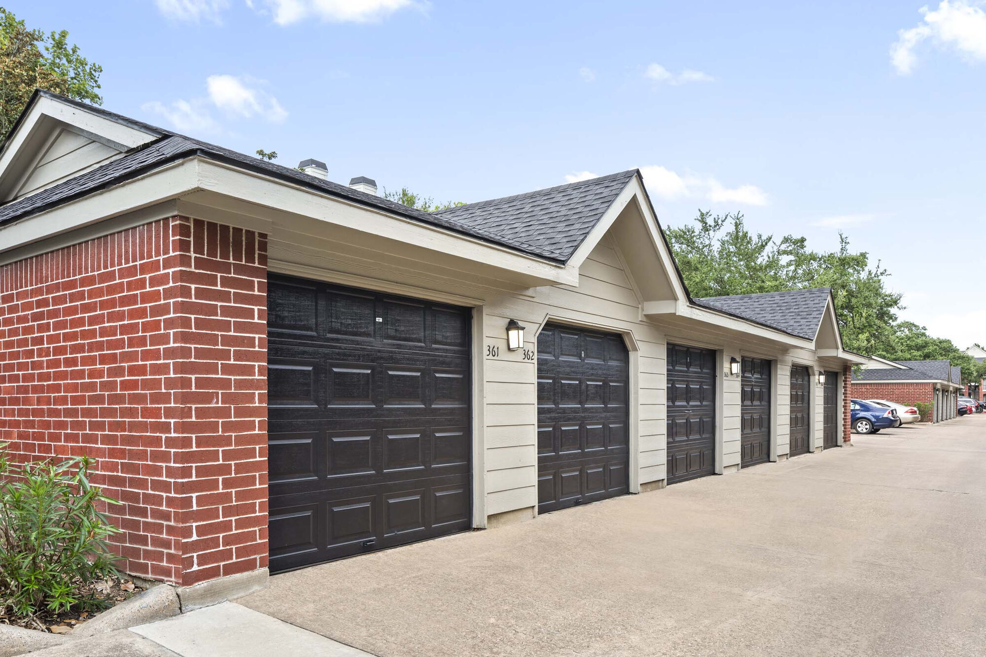 Camden Vanderbilt Image 18